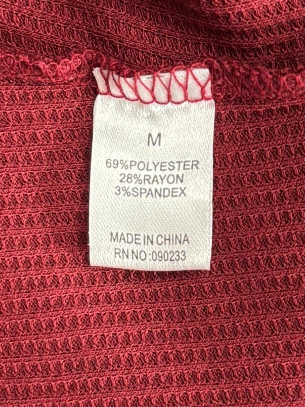 Red Ribbed Snap-Front Short Sleeve Top - Picture 3 of 3